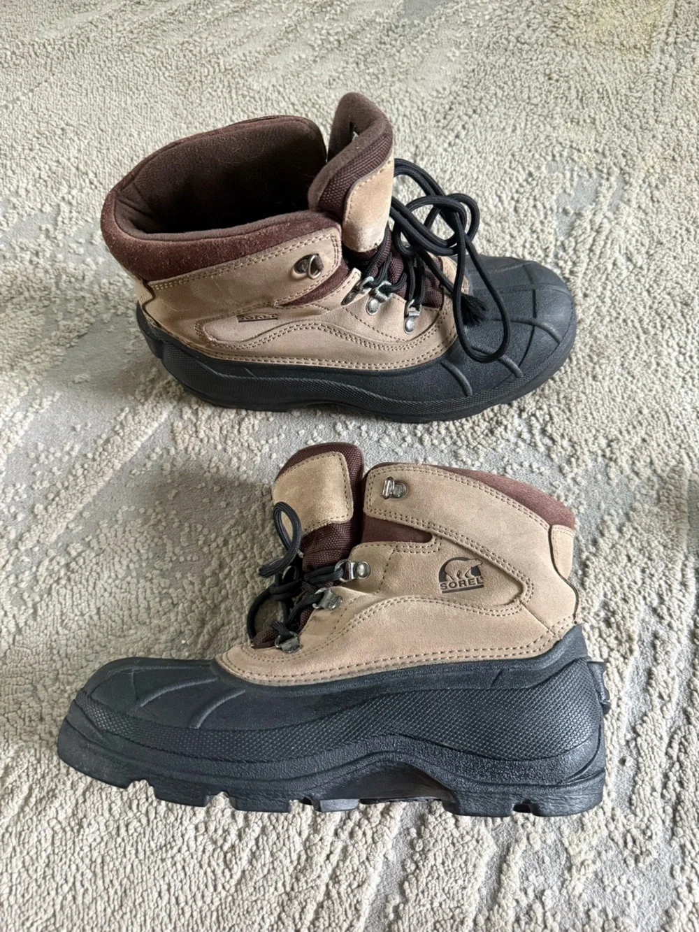 Sorel boots Cold Mountain Thinsulate Winter Boots waterproof tan suede  black 9